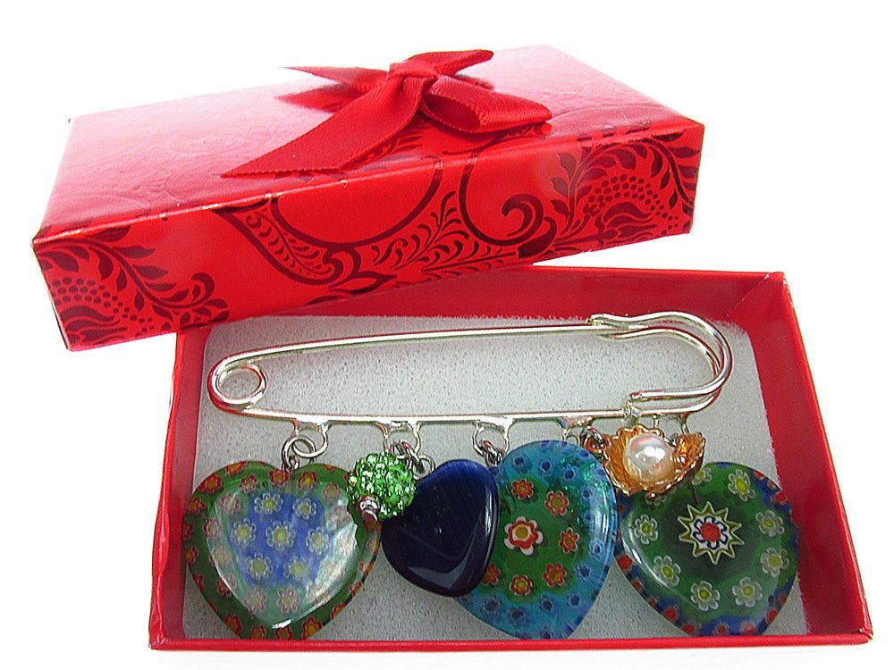 Brosa ac de siguranta supradimensionat cu inimioare Murano - GlamBazaar.ro