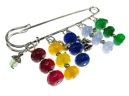 Brosa ac de siguranta supradimensionat cu jad si charmuri - GlamBazaar.ro