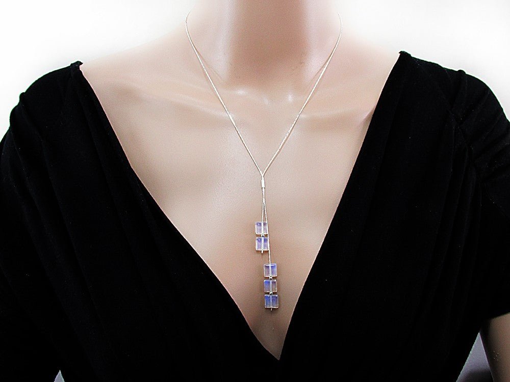 Colier argint asimetric cu opalit - GlamBazaar.ro