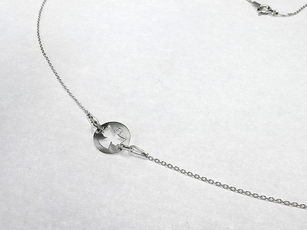 Lantisor argint ingeras si safir natural - GlamBazaar.ro